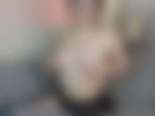 EveliaHeerdt's Live Sex Cam Show