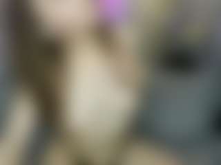EveliaHeerdt's Live Sex Cam Show