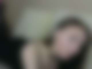 Live cam show with EveliaHeerdt - Facial on Cam Slut