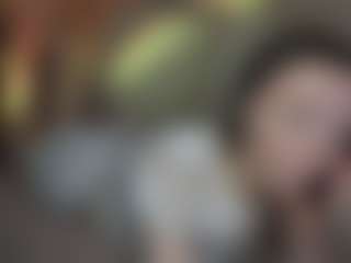 Live cam show with EveliaHeerdt - Gray Eyes on Camsoda