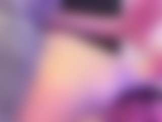 iloveyoubatz's Live Sex Cam Show
