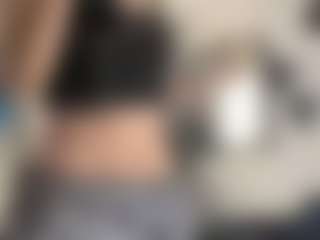 iloveyoubatz's Live Sex Cam Show
