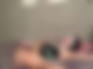 Live cam show with KaelithHale - Flashing on Camsoda