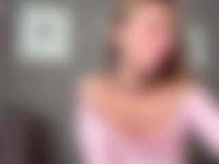 Live cam show with KaelithHale - Solo on AdultVida.com