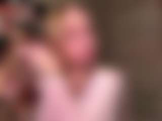 Live cam show with KaelithHale - Muscular on Dolls Live