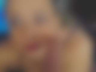 Live cam show with katjohanna - Butt Plug on boobsie.com