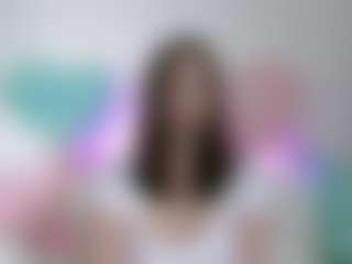 Live cam show with KayleHoney - Upskirt on Dare Cams