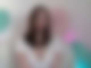 Live cam show with KayleHoney - Upskirt on Hubzter Live