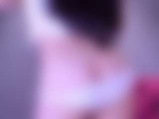 kiara-layla's Live Sex Cam Show