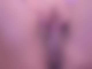 kiara-layla's Live Sex Cam Show