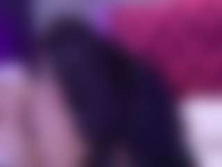 kiara-layla's Live Sex Cam Show