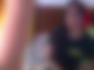 kiara-layla's Live Sex Cam Show
