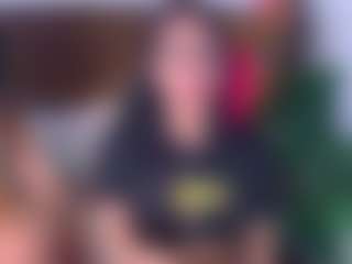 kiara-layla's Live Sex Cam Show