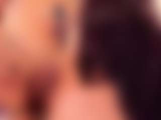 kiara-layla's Live Sex Cam Show