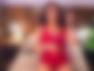 kiara-layla's Live Sex Cam Show
