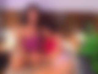 kiara-layla's Live Sex Cam Show