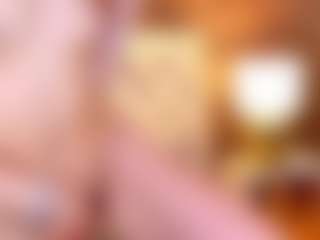 kiara-layla's Live Sex Cam Show