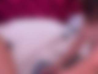 kiara-layla's Live Sex Cam Show