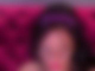 kiara-layla's Live Sex Cam Show