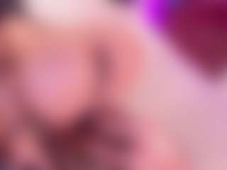 Live cam show with kiara-layla - Strip Teen (18+) on hotwifechat.live