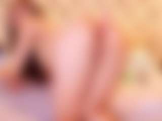 kiara-layla's Live Sex Cam Show