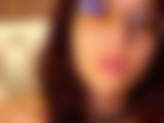 kiara-layla's Live Sex Cam Show