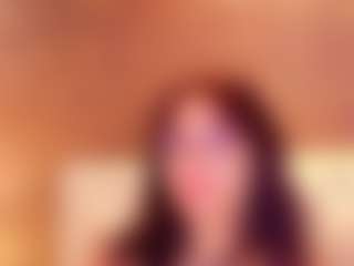 kiara-layla's Live Sex Cam Show