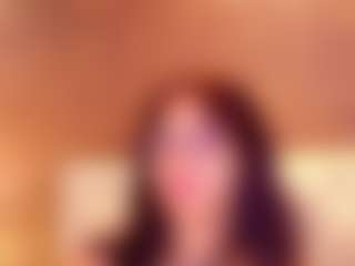 kiara-layla's Live Sex Cam Show