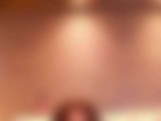 kiara-layla's Live Sex Cam Show