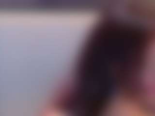 kiara-layla's Live Sex Cam Show