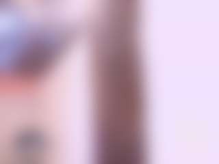kiara-layla's Live Sex Cam Show