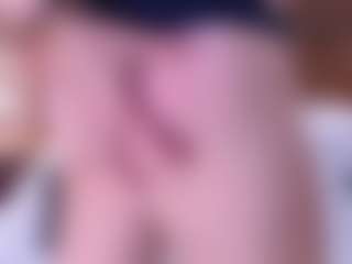Live cam show with kiara-layla - College on nudelive.tv