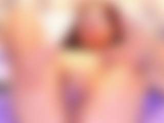 kiara-layla's Live Sex Cam Show