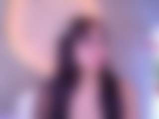 Live cam show with kiara-layla - Brown Hair on Camsoda