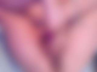 Live cam show with kiara-layla - Thin on Soda Cam