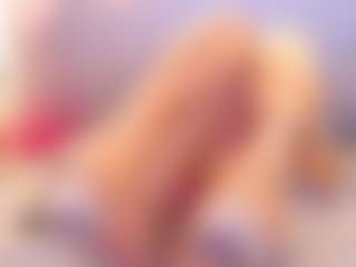 Live cam show with kiara-layla - Creamy on Camsoda