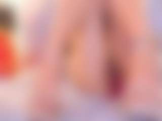 kiara-layla's Live Sex Cam Show