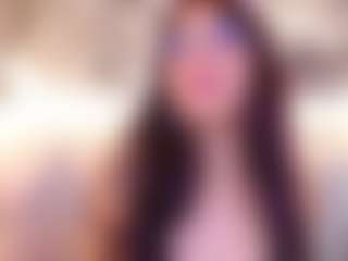 kiara-layla's Live Sex Cam Show
