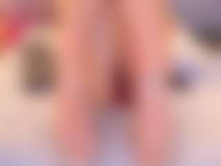 kiara-layla's Live Sex Cam Show