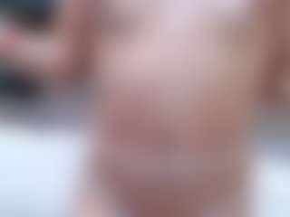 kiara-layla's Live Sex Cam Show