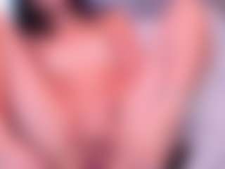 kiara-layla's Live Sex Cam Show