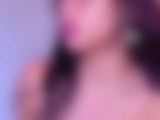 kiara-layla's Live Sex Cam Show