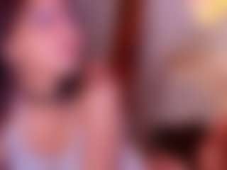 Live cam show with kiara-layla - College on Camsoda