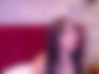 kiara-layla's Live Sex Cam Show