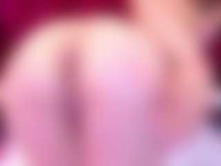 kiara-layla's Live Sex Cam Show
