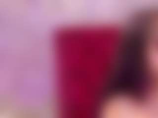 Live cam show with kiara-layla - Eating Pussy on Camsoda