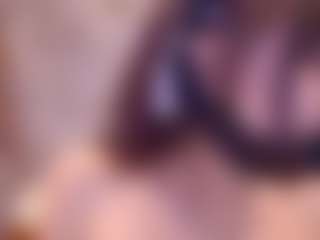 kiara-layla's Live Sex Cam Show