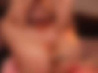 kriswhisper's Live Sex Cam Show