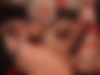 Live cam show with kriswhisper - Blue Eyes on Fit Hotties
