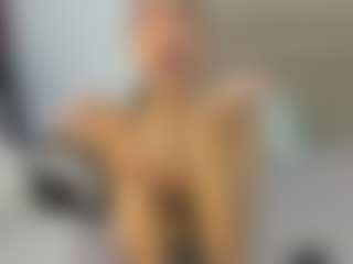 Laurent-Moore's Live Sex Cam Show